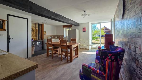 Jolie maison ancienne au calme !