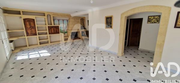 Maison à vendre 8 pièces 195 m² Nîmes
