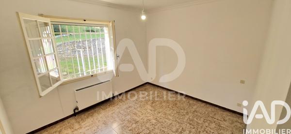 Maison à vendre 8 pièces 195 m² Nîmes