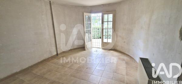 Maison à vendre 8 pièces 195 m² Nîmes
