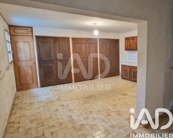 Maison à vendre 8 pièces 195 m² Nîmes