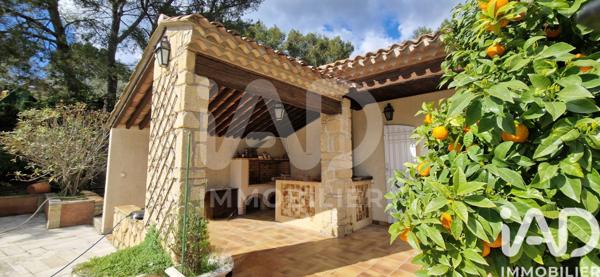 Maison à vendre 8 pièces 195 m² Nîmes