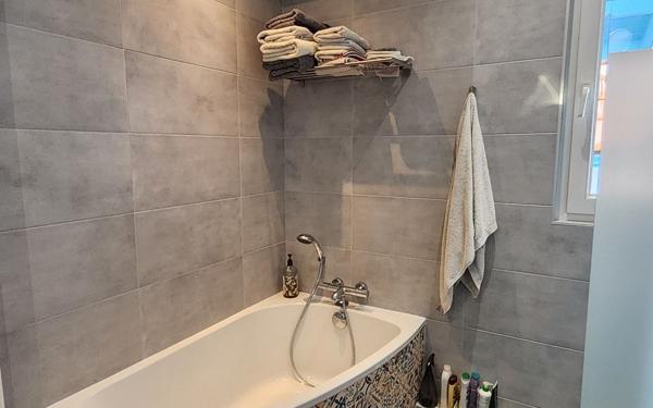 Maison à vendre    6 pièces •  Bayonne