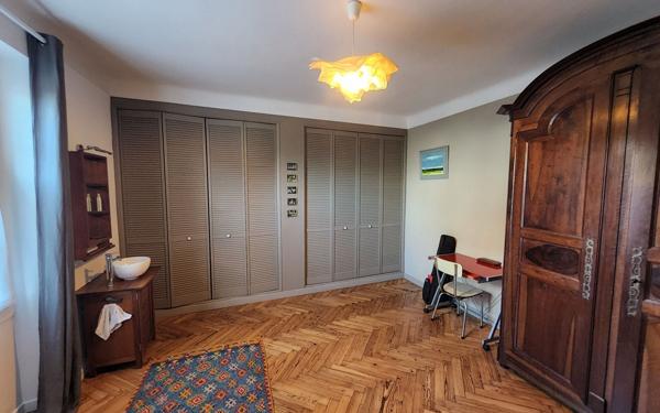 Maison à vendre    6 pièces •  Bayonne