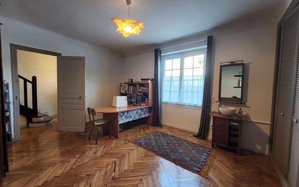 Maison à vendre    6 pièces •  Bayonne