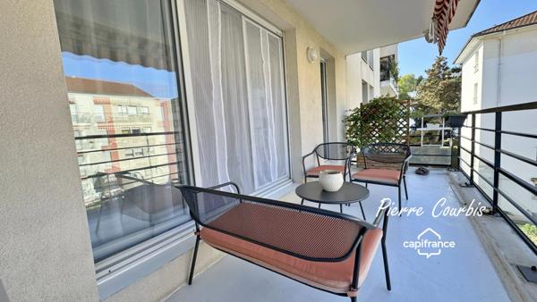 Appartement à vendre 3 pièces VENISSIEUX (69) avec BALCON