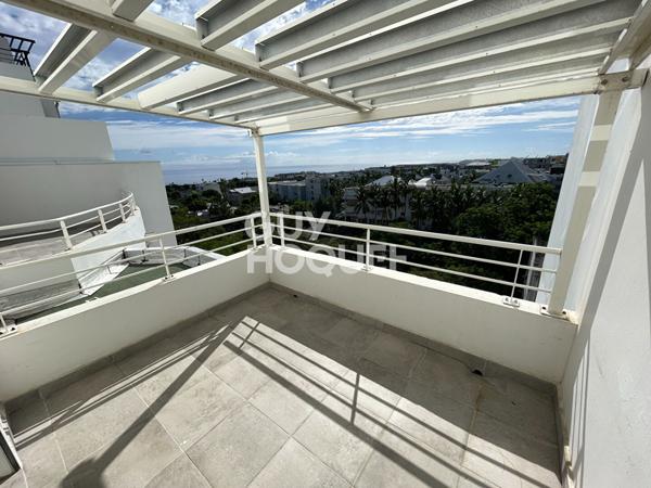 Appartement T2 Saint Denis 44 m2 + 2 varangues vue mer