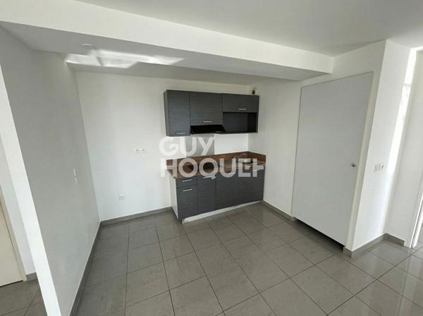 Appartement T2 Saint Denis 44 m2 + 2 varangues vue mer