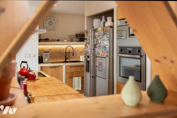 Au coeur de l'une des résidences les plus prestigieuses et recherchées de Marseille, la résiden...