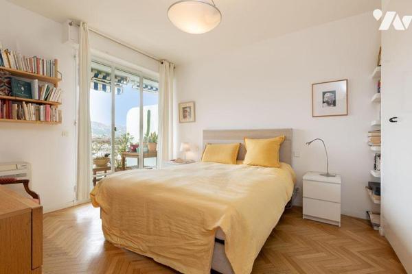 Au coeur de l'une des résidences les plus prestigieuses et recherchées de Marseille, la résiden...