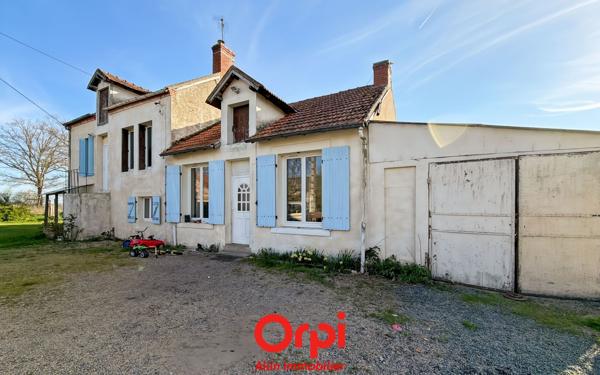 Maison à vendre    4 pièces •  Chazemais