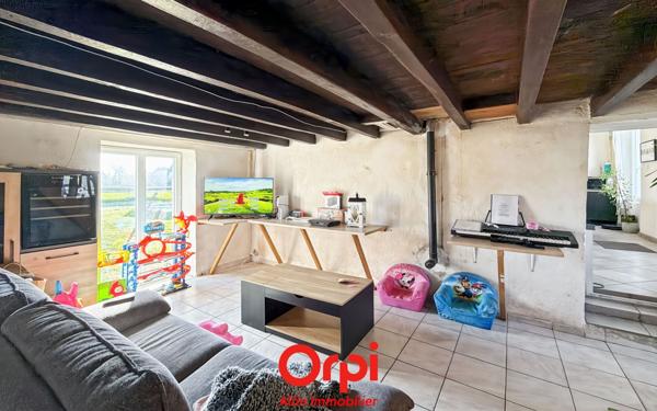 Maison à vendre    4 pièces •  Chazemais