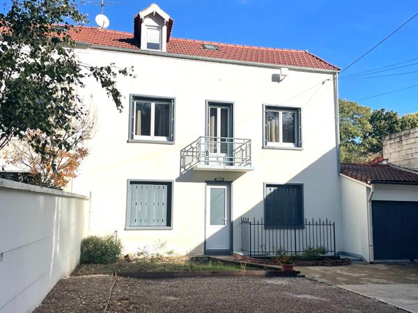 Maison Conflans Sainte Honorine €615 000 ** - Référence 7559