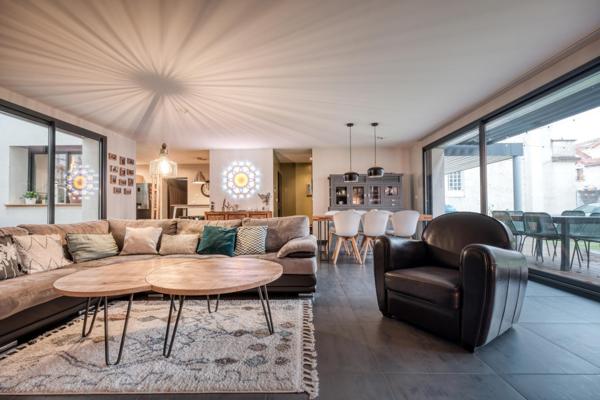 Quartier résidentiel prisé - Maison d’architecte - Jardin - Terrasse - Garage