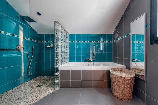 Quartier résidentiel prisé - Maison d’architecte - Jardin - Terrasse - Garage