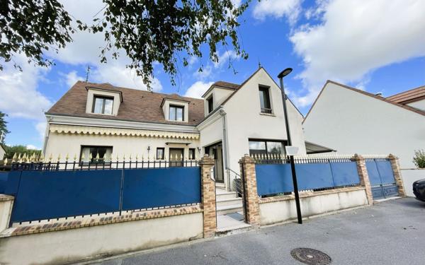 Maison à vendre    6 pièces • 156 m2 Rungis