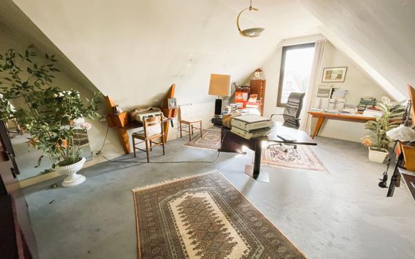 Maison à vendre    6 pièces • 156 m2 Rungis