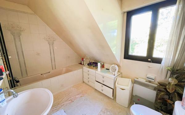 Maison à vendre    6 pièces • 156 m2 Rungis