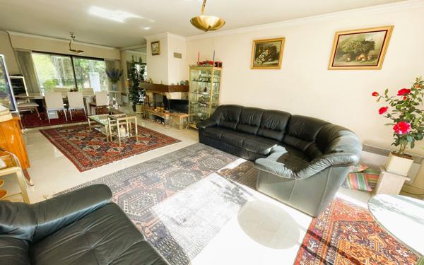 Maison à vendre    6 pièces • 156 m2 Rungis