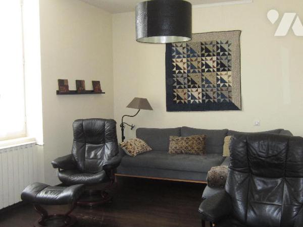 BELLE MAISON AU COEUR DU VILLAGE TBE avec annexe en pierres aménagée et jardin d'agrément