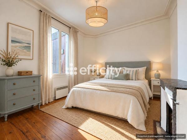 Maison
         5 pièces
        - 118 m² 372 600 €*