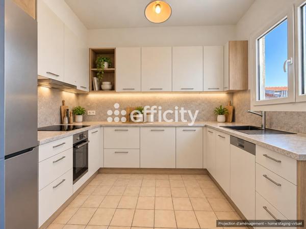 Maison
         5 pièces
        - 118 m² 372 600 €*