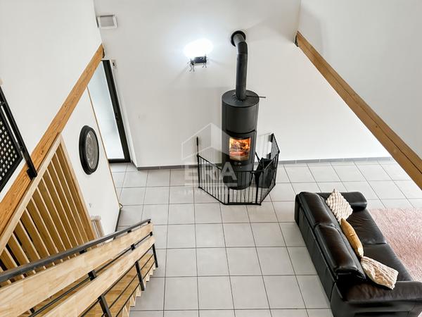 Maison de caratère en plein coeur de Rognonas 207m² habitables avec jardin.