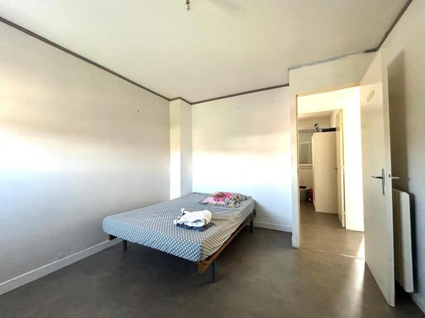 Pavillon T 4 avec jardin proche toutes commodités