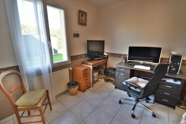 Dpt Charente (16), à vendre proche de SOYAUX maison P5 de 120 m² - Terrain de 700,00 m²