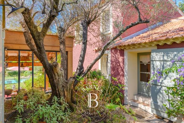 Le Beausset, Mas 2 Chambres -  96 m² à vendre