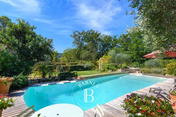 Le Beausset, Mas 2 Chambres -  96 m² à vendre