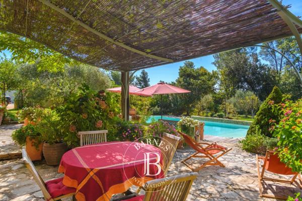 Le Beausset, Mas 2 Chambres -  96 m² à vendre