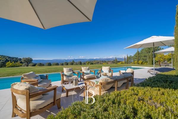 Mandelieu-la-Napoule, Villa 6 Chambres -  564 m² à vendre