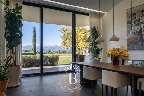 Mandelieu-la-Napoule, Villa 6 Chambres -  564 m² à vendre