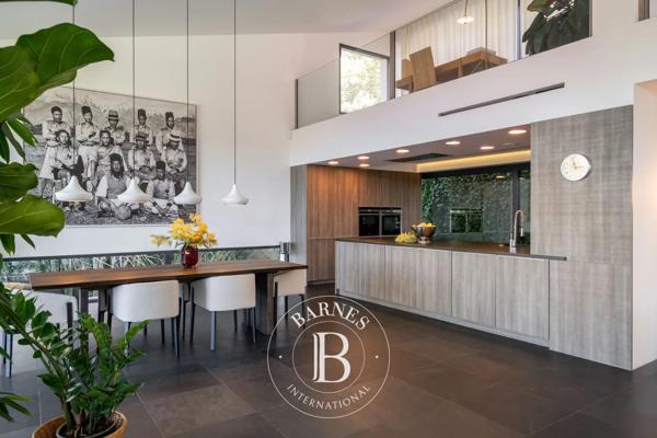 Mandelieu-la-Napoule, Villa 6 Chambres -  564 m² à vendre
