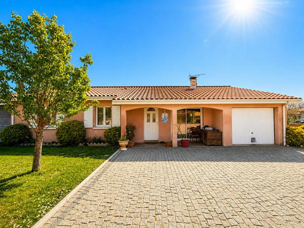 Maison 5 pièces à vendre à Josse - 320 000 €
