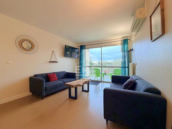 Immeuble Roullet Saint Estephe 16 pièce(s) 550 m2