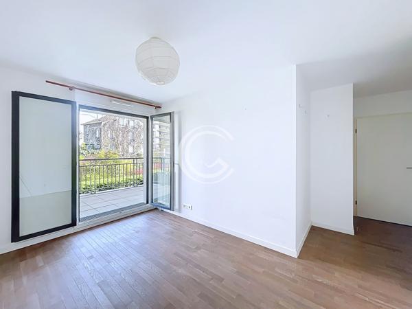 Montrouge (92120) CALME & SOLEIL SUR LA COULEE VERTE