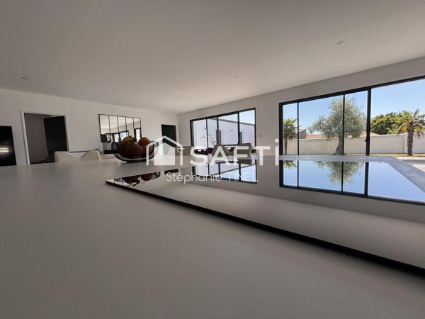 Maison familiale avec piscine, jardin et vue dégagée