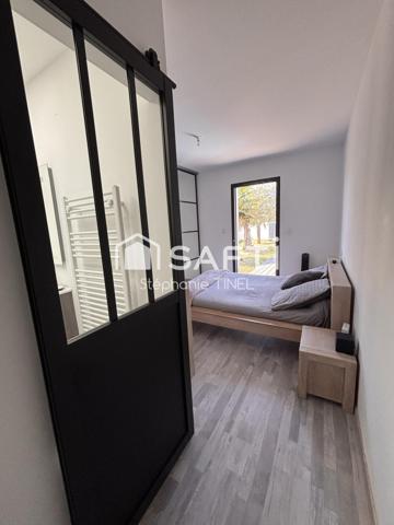 Maison familiale avec piscine, jardin et vue dégagée