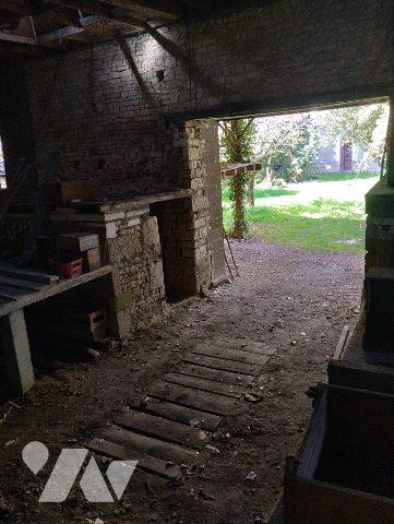 MAISON DE CARACTERE  de 308 m² A RENOVER