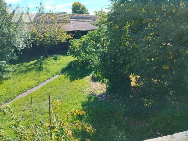 MAISON DE CARACTERE  de 308 m² A RENOVER