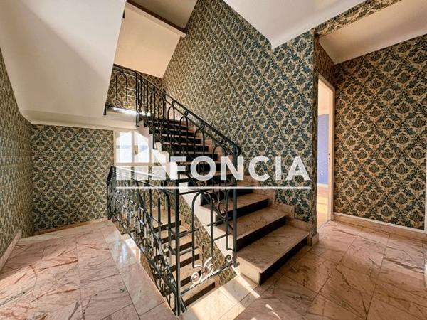 À vendre Appartement 7 pièces 188.65 m² - Oloron-sainte-marie 64400