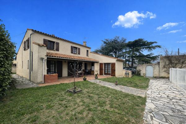 Maison avec piscine proche de Carcassonne