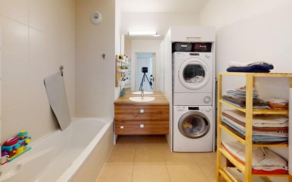 Appartement à vendre    3 pièces • 64,02 m2 Vaulx-en-Velin