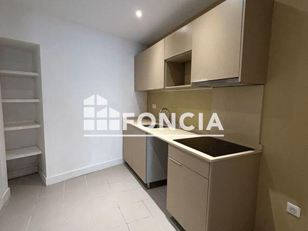 Location Appartement 2 pièces 41.13 m² - 8 RUE PETRAMALE Avignon 84000