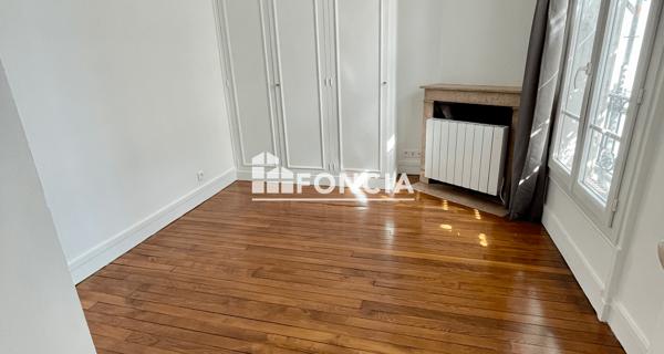 Location Appartement 2 pièces 28.41 m² - Paris 75015