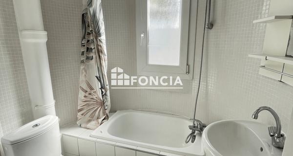 Location Appartement 2 pièces 28.41 m² - Paris 75015
