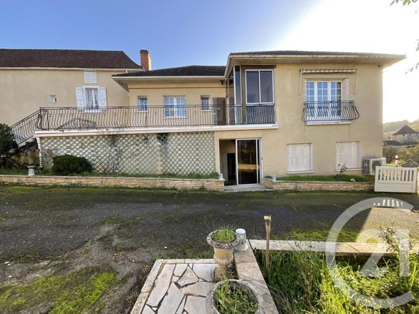 Maison à vendre  11 pièces - 270 m2 SALVIAC - 46