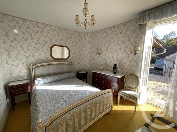 Maison à vendre  11 pièces - 270 m2 SALVIAC - 46